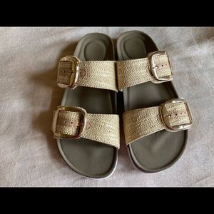 Madden Girl Women’s Brando Slide-on Sandal